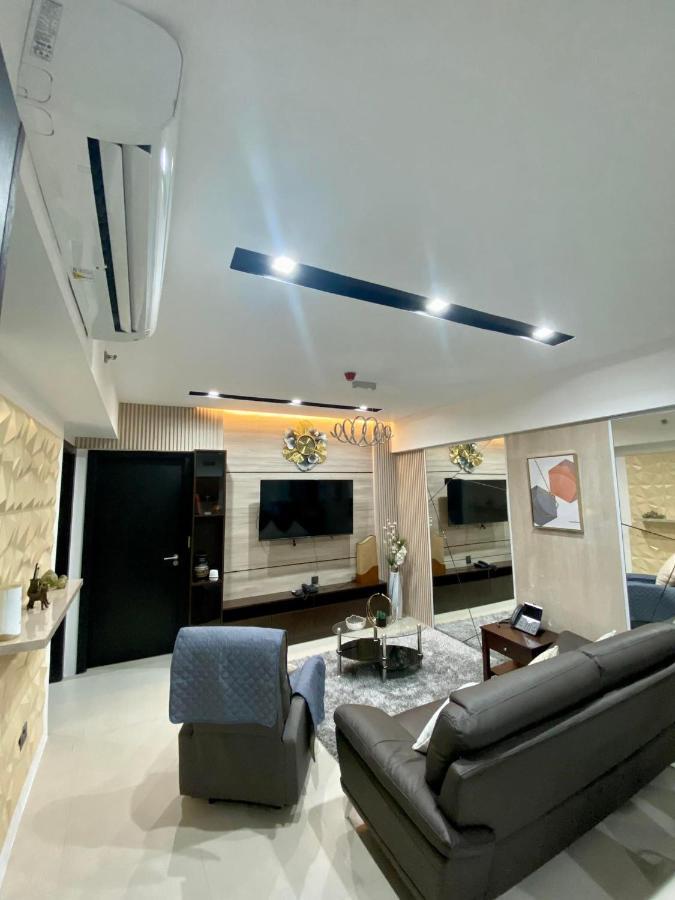Aeon Towers Executive Suite 2Br 18Th Floor Davao City Eksteriør billede